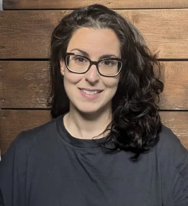 Professional headshot of Stefania Bonanno, Registered Social Worker (ON)