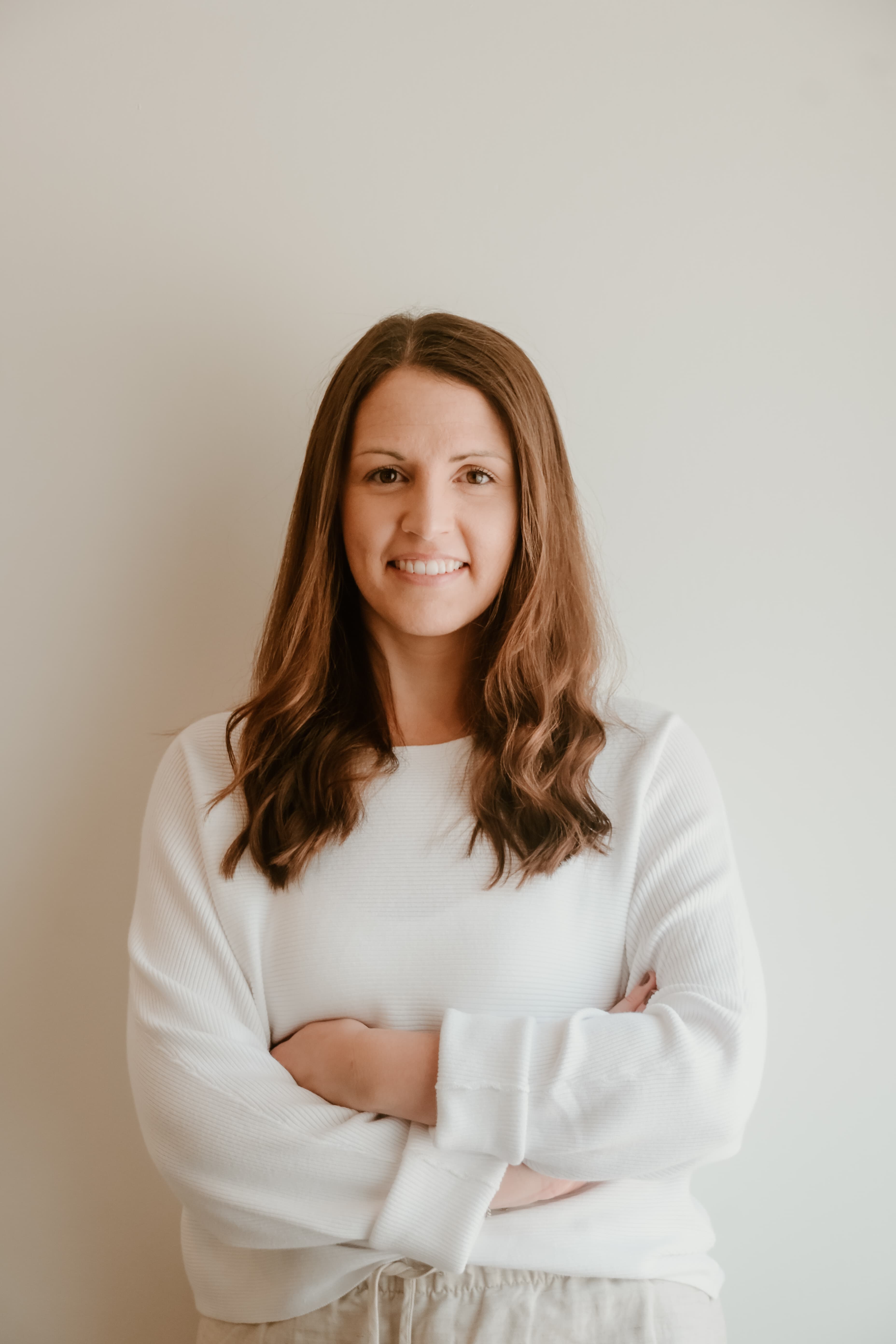 Professional headshot of Robyn Floyd, Registered Psychotherapist (ON)